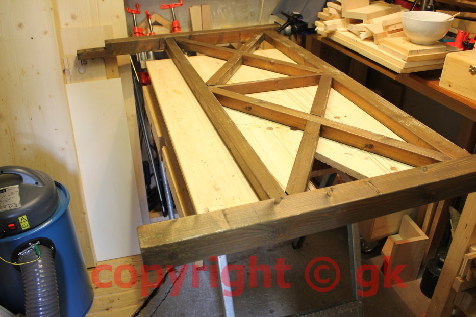 Reparatur Bachlaufbrückeunterbau